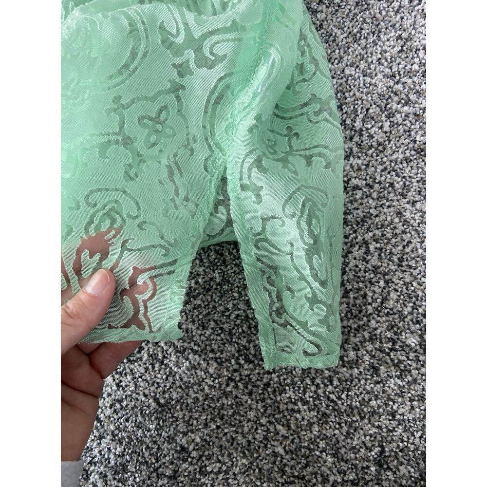 Alfred Dunner Top Women’s Size 8 Green Sheer Lightweight 3/4 Sleeve Button Up - Picture 5 of 7